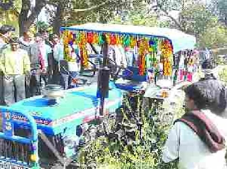 Women dies in accident